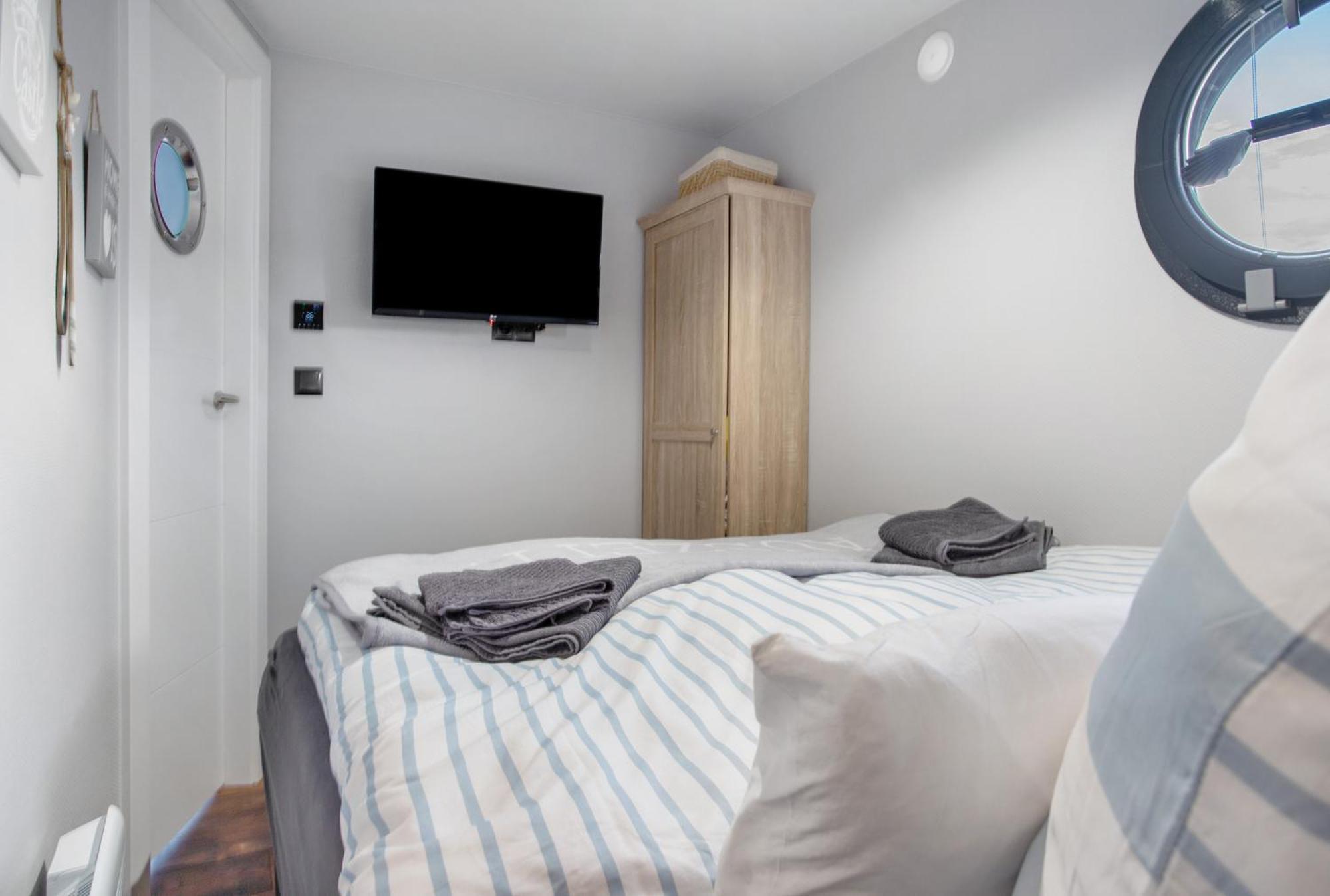 Holiday home Hausboot Seeadler Stralsund