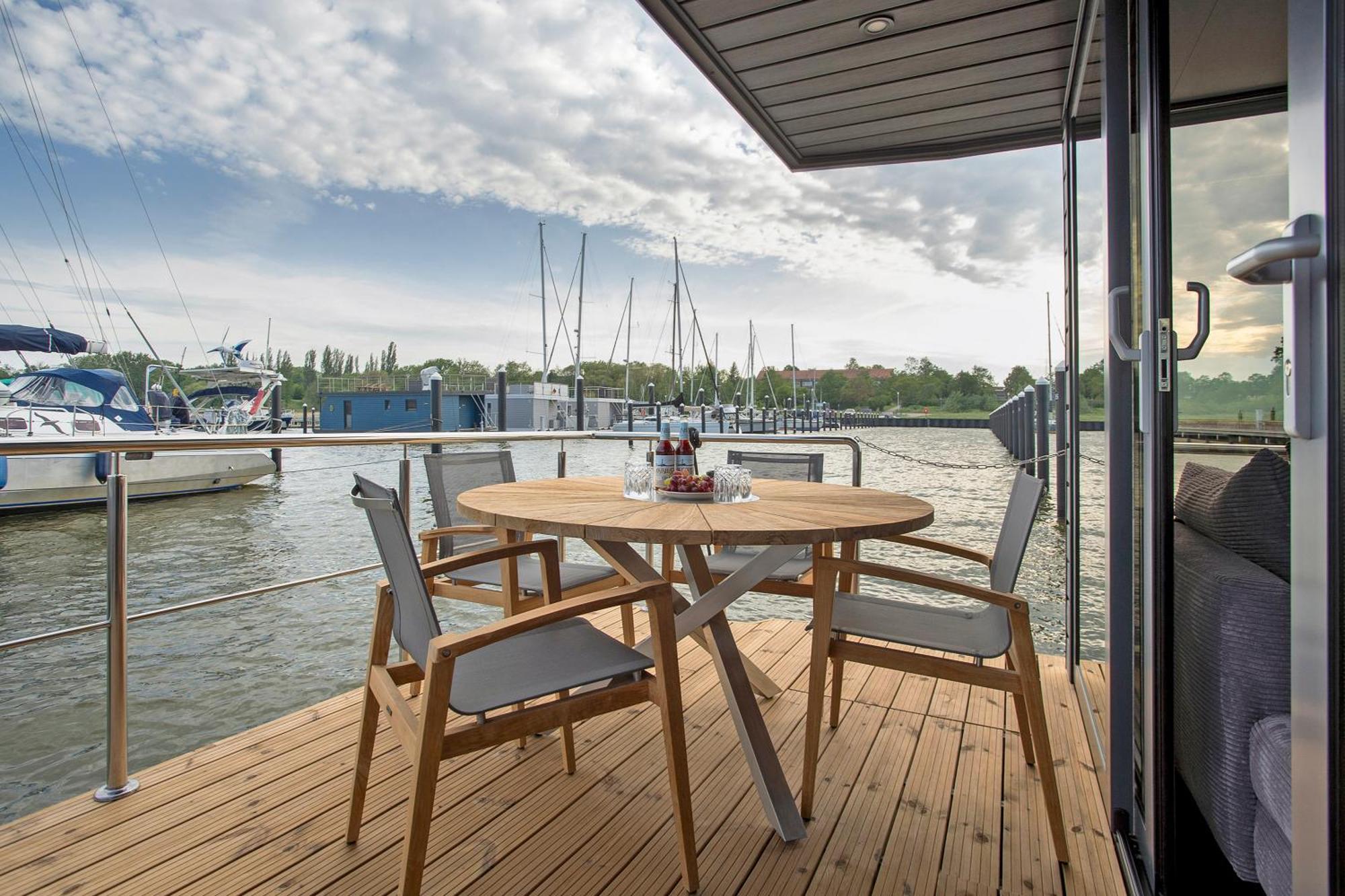 Hausboot Seeadler Stralsund